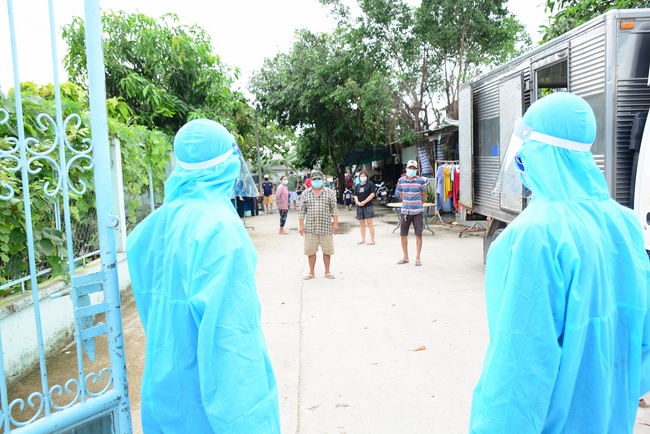 Chùa Hoằng Pháp: Tiếp tục hỗ trợ người dân khó khăn trong đại dịch Covid (đợt 8)